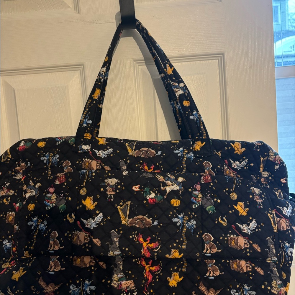 Vera Bradley Black Quilted Tote Harry Potter Friends at Hogwarts